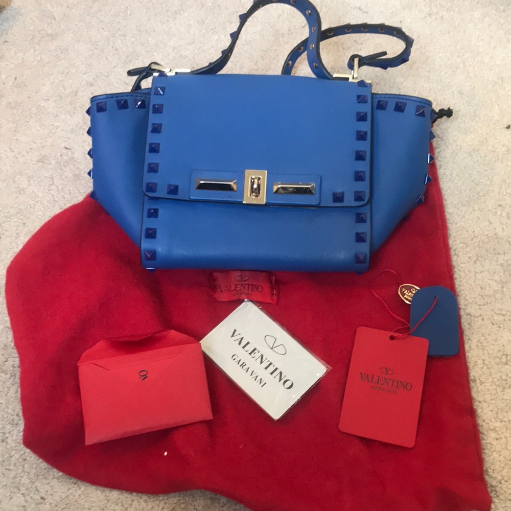 Blue Valentino Rockstud